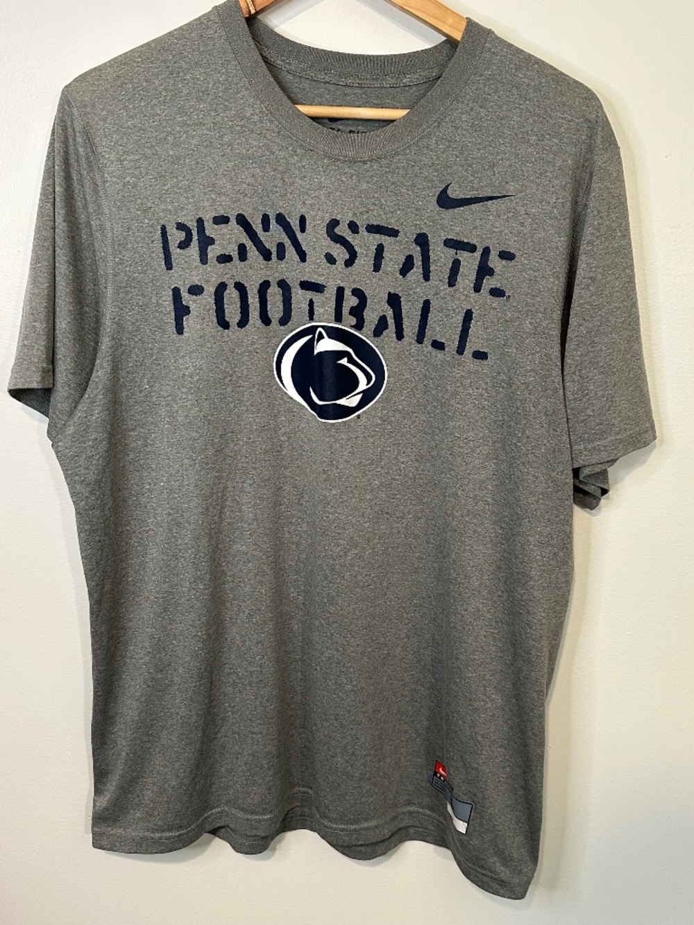 Penn State Football Shirt Nike Dri-Fit Size: Large Gray